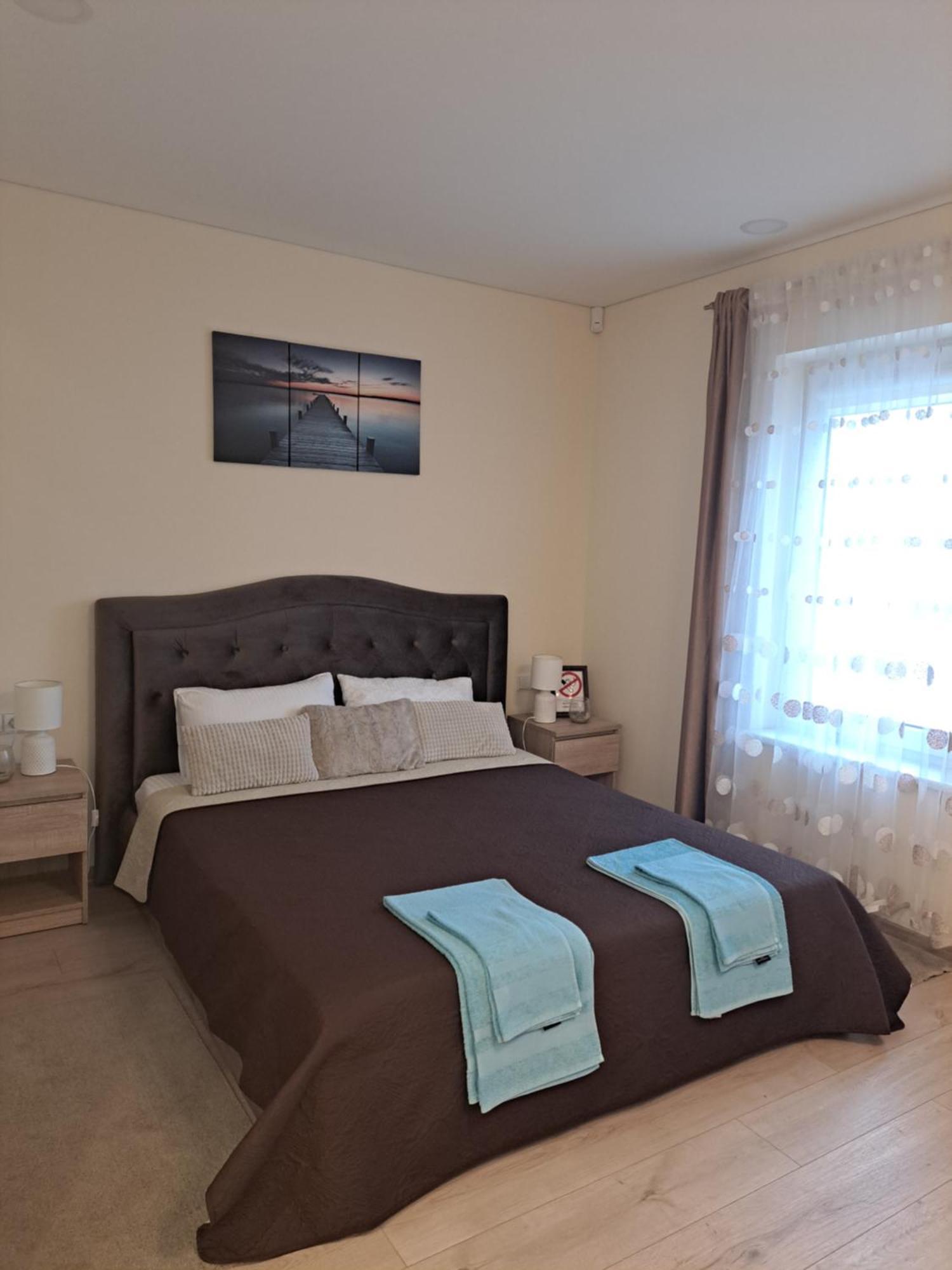 Liux Apartamentai Kaunas Exterior foto